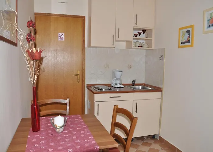 With A Parking Space Omisalj, Krk - 12793 Appartamento