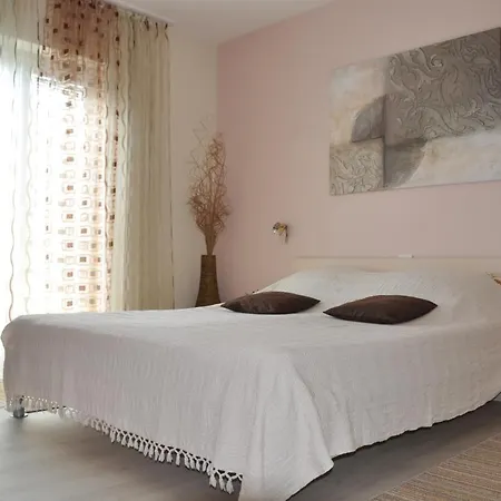 With A Parking Space Omisalj, Krk - 12793 Apartament