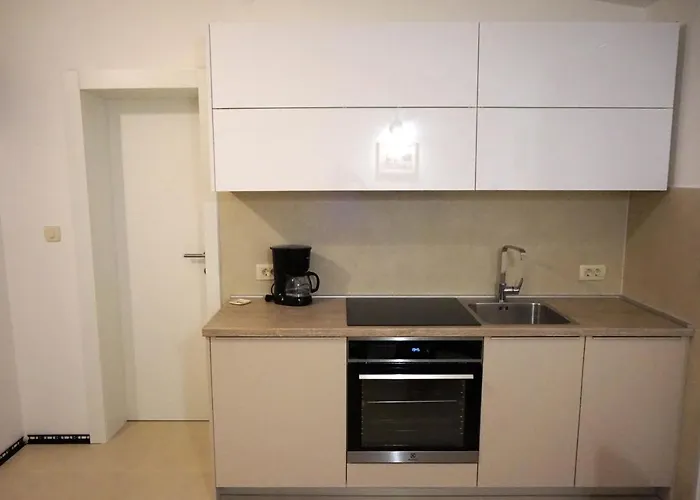 דירה With A Parking Space Omisalj, Krk - 12793