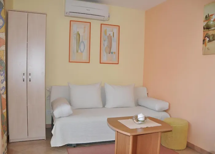 דירה With A Parking Space Omisalj, Krk - 12793 *