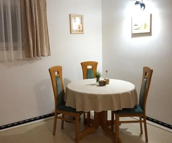 With A Parking Space Omisalj, Krk - 12793 אומיסאליי