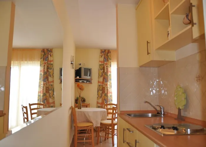 With A Parking Space Omisalj, Krk - 12793 * אומיסאליי