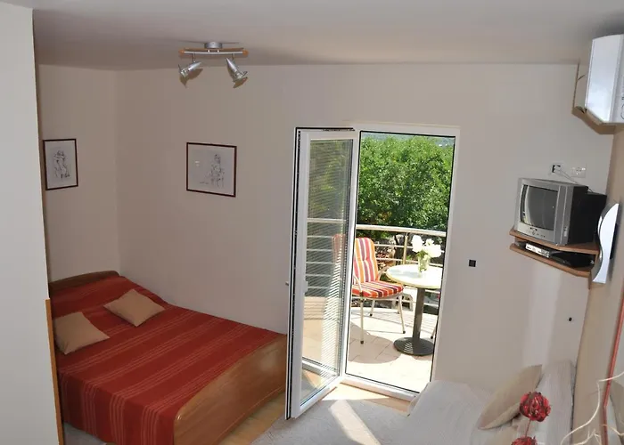 With A Parking Space Omisalj, Krk - 12793